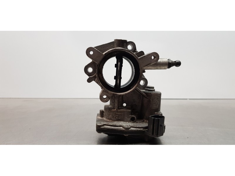 Recambio de caja mariposa para opel zafira tourer expression referencia OEM IAM 55564164  