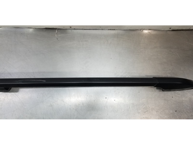 Recambio de barras techo para ssangyong rodius xdi referencia OEM IAM 7986021600 7987021600 