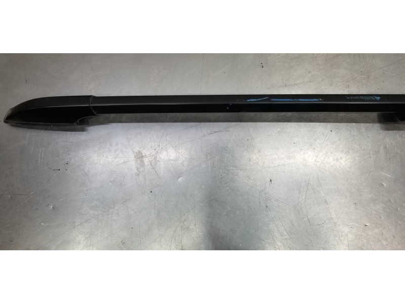 Recambio de barras techo para ssangyong rodius xdi referencia OEM IAM 7986021600 7987021600 