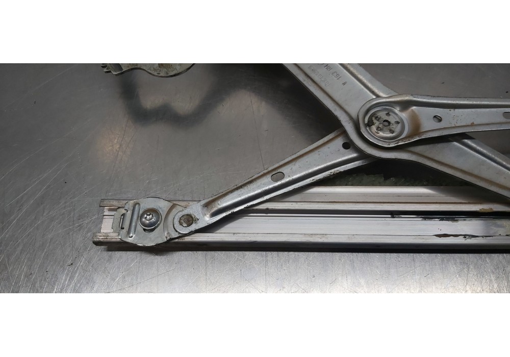 Recambio de elevalunas delantero derecho para mercedes clase m (w163) 270 cdi (163.113) referencia OEM IAM A1637201246 004PA1033