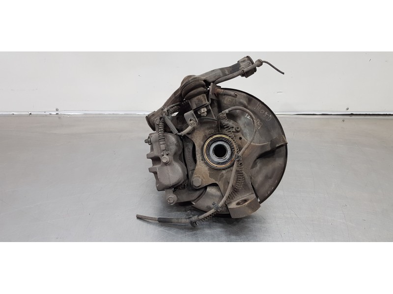 Recambio de mangueta delantera derecha para ssangyong rexton rx 270 full referencia OEM IAM 4122008030  