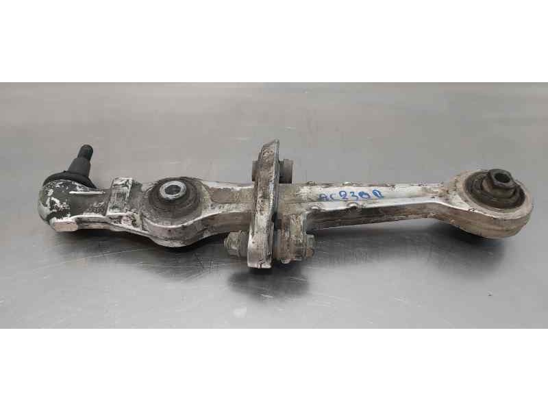 Recambio de brazo suspension inferior delantero derecho para volkswagen passat berlina (3b3) comfortline referencia OEM IAM 4B04 Recambio de brazo suspension inferior delantero derecho para volkswagen passat berlina (3b3) comfortline referencia OEM IAM 4B04