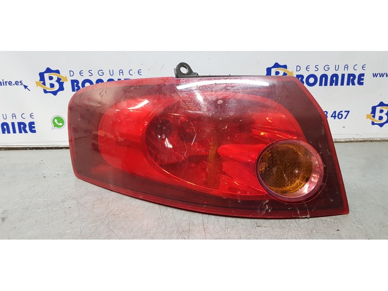 Recambio de piloto trasero izquierdo para fiat croma (194) 1.9 8v multijet active referencia OEM IAM 27490102   Recambio de piloto trasero izquierdo para fiat croma (194) 1.9 8v multijet active referencia OEM IAM 27490102