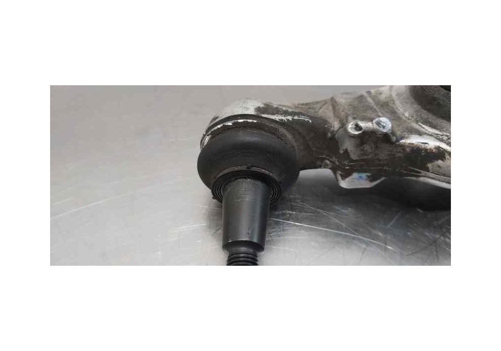 Recambio de brazo suspension inferior delantero derecho para volkswagen passat berlina (3b3) comfortline referencia OEM IAM 4B04 Recambio de brazo suspension inferior delantero derecho para volkswagen passat berlina (3b3) comfortline referencia OEM IAM 4B04