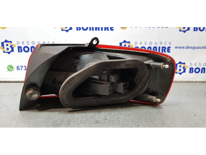 Recambio de piloto trasero izquierdo para fiat croma (194) 1.9 8v multijet active referencia OEM IAM 27490102   Recambio de piloto trasero izquierdo para fiat croma (194) 1.9 8v multijet active referencia OEM IAM 27490102