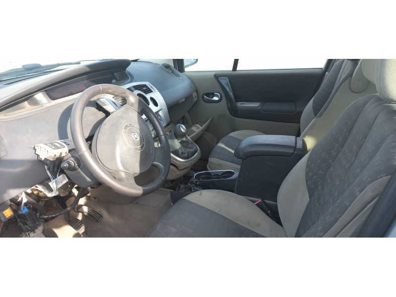 renault scenic ii del año 2003