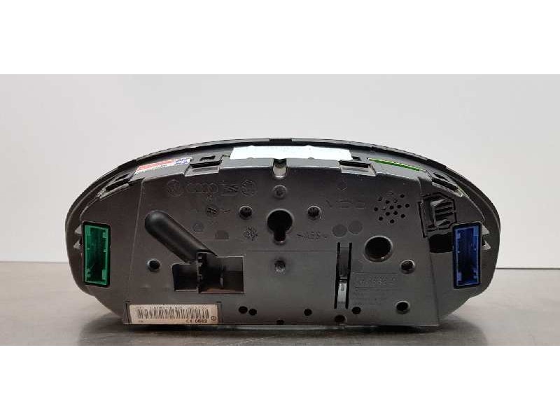 Recambio de cuadro instrumentos para volkswagen passat berlina (3b3) comfortline referencia OEM IAM 3B0920827A  
