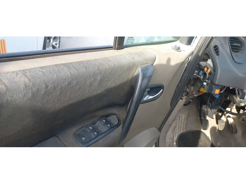 renault scenic ii del año 2003