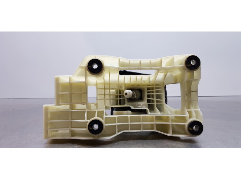 Recambio de palanca cambio para kia ceed sportswagon tech referencia OEM IAM 43700J7115WK  