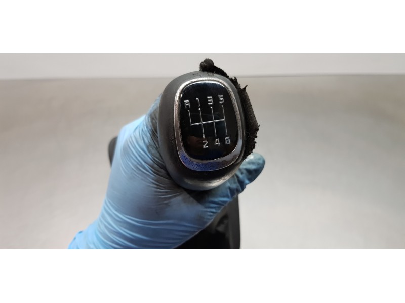 Recambio de palanca cambio para kia ceed sportswagon tech referencia OEM IAM 43700J7115WK  