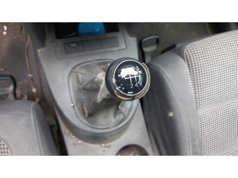 volkswagen touran (1t1) del año 2004