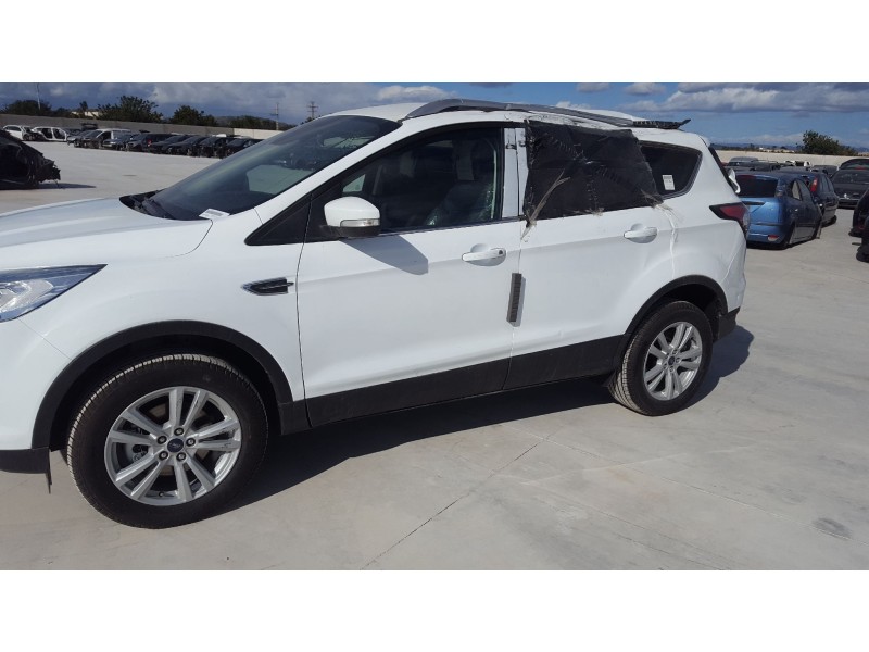 ford kuga (cbs) del año 2015