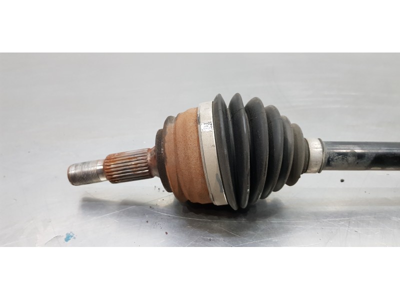 Recambio de transmision delantera derecha para peugeot 3008 active referencia OEM IAM 9811176780   Recambio de transmision delantera derecha para peugeot 3008 active referencia OEM IAM 9811176780