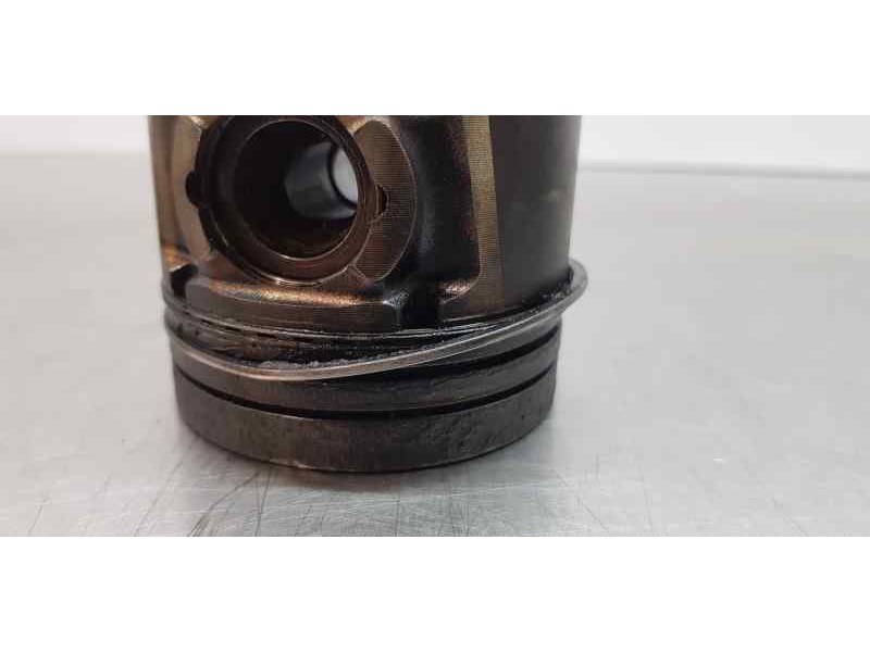 Recambio de piston para hyundai i40 style blue referencia OEM IAM 234102A905   Recambio de piston para hyundai i40 style blue referencia OEM IAM 234102A905