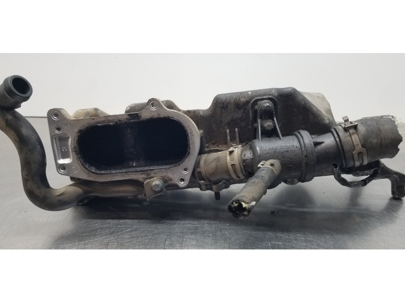 Recambio de colector admision para mercedes clase b (w245) 200 cdi (245.208) referencia OEM IAM A6400901437 A6400901237  Recambio de colector admision para mercedes clase b (w245) 200 cdi (245.208) referencia OEM IAM A6400901437 A6400901237