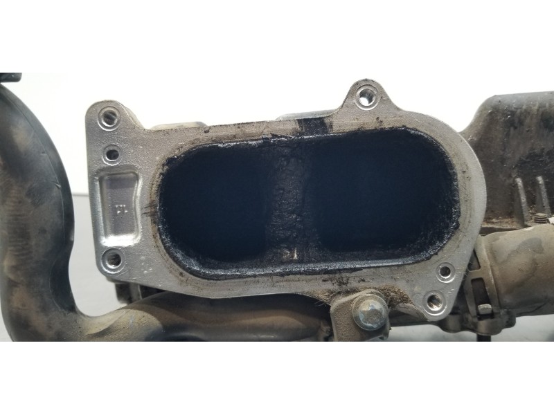 Recambio de colector admision para mercedes clase b (w245) 200 cdi (245.208) referencia OEM IAM A6400901437 A6400901237  Recambio de colector admision para mercedes clase b (w245) 200 cdi (245.208) referencia OEM IAM A6400901437 A6400901237