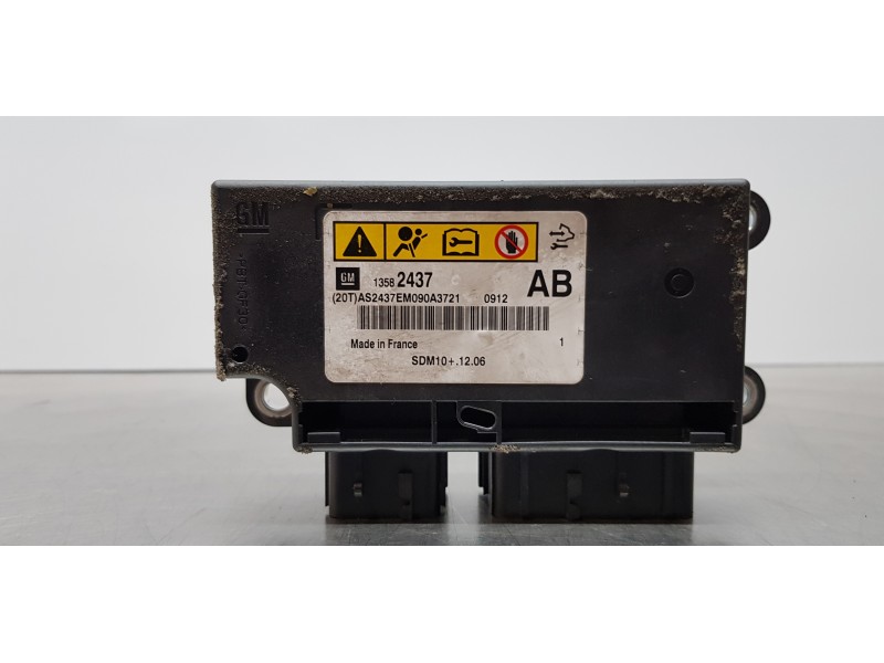 Recambio de kit airbag para opel zafira tourer expression referencia OEM IAM 13589689  