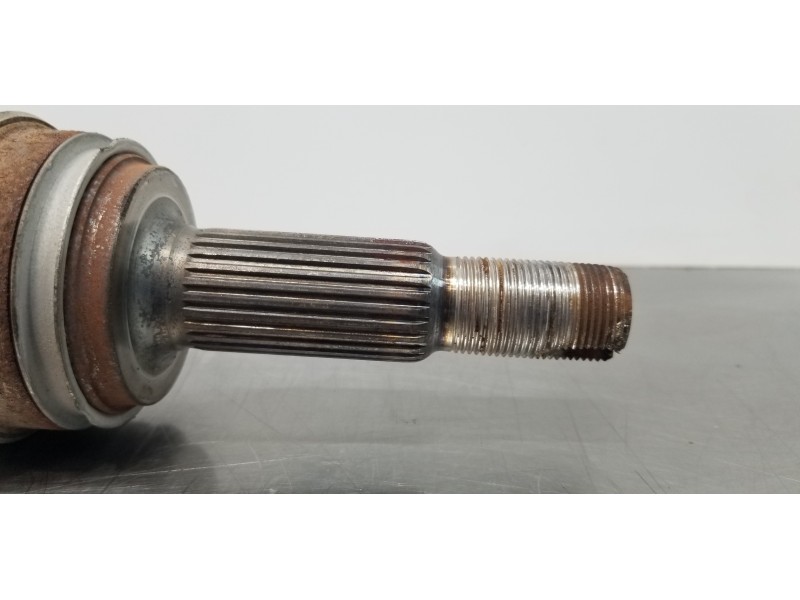 Recambio de transmision trasera derecha para toyota rav 4 advance referencia OEM IAM 4233042060  