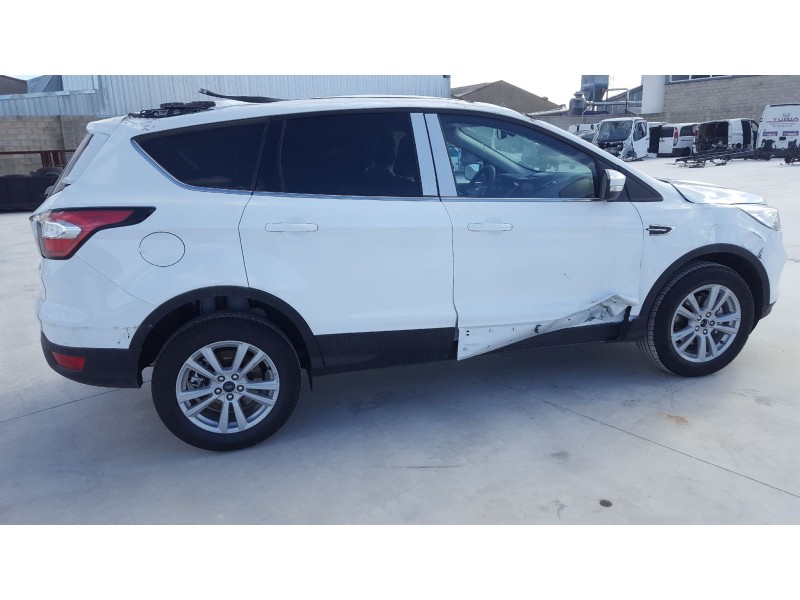 ford kuga (cbs) del año 2015