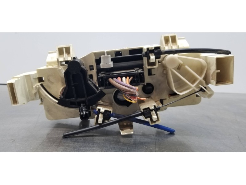 Recambio de mando climatizador para citroen c3 1.4 furio referencia OEM IAM 6451KR F664479W 