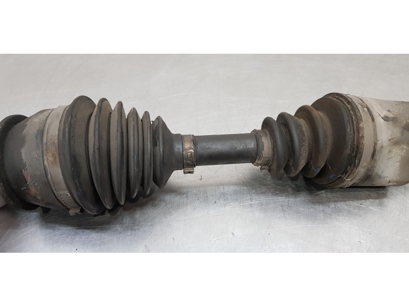 Recambio de transmision delantera derecha para ssangyong rexton rx 270 full referencia OEM IAM 4130008001  