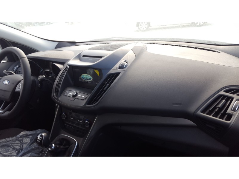 ford kuga (cbs) del año 2015