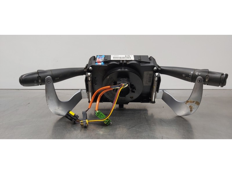 Recambio de mando multifuncion para peugeot 1007 sport referencia OEM IAM 96576792XT  