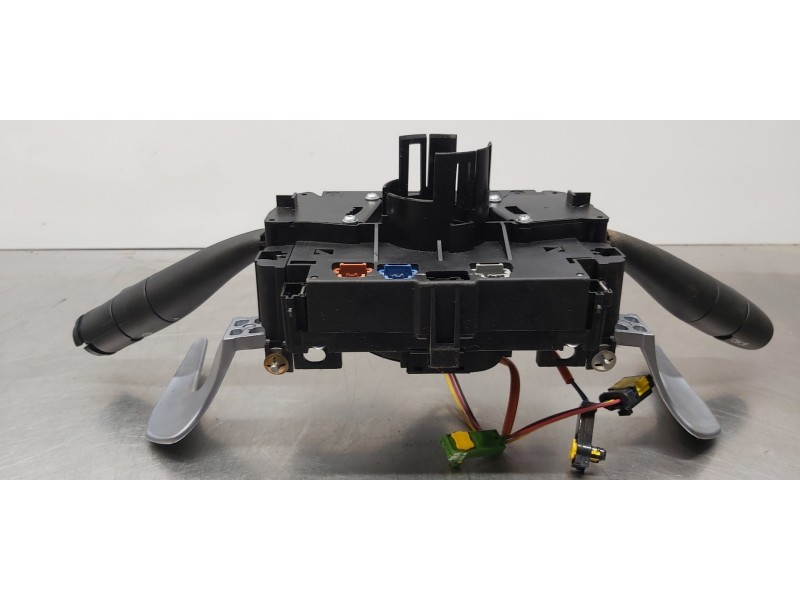 Recambio de mando multifuncion para peugeot 1007 sport referencia OEM IAM 96576792XT  