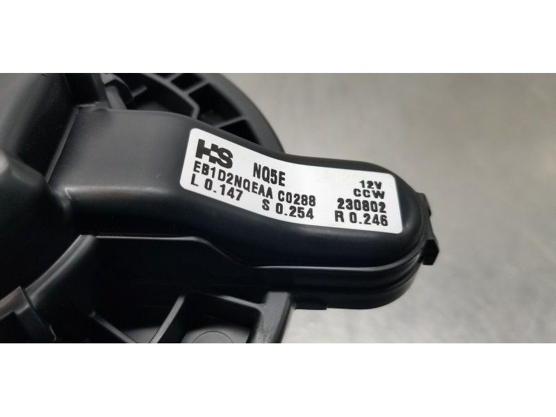 Recambio de motor calefaccion para hyundai tucson tecno sky referencia OEM IAM 97113R2000  