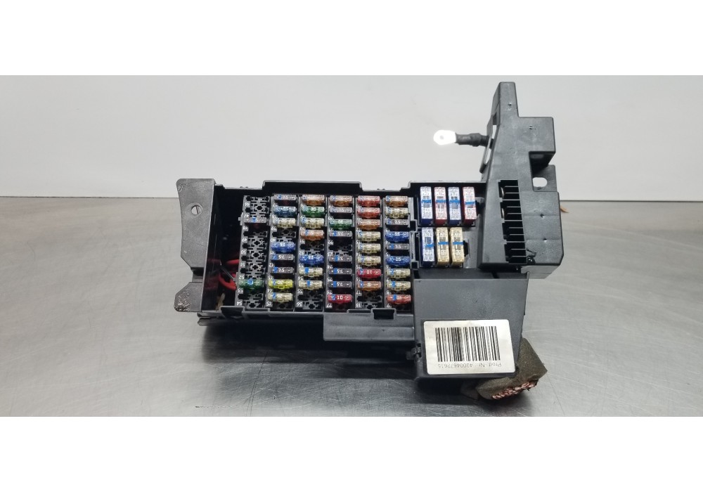 Recambio de caja reles / fusibles para mercedes clase b (w245) 180 cdi (245.207) referencia OEM IAM 1695451740  