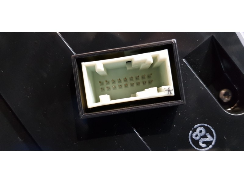 Recambio de cuadro instrumentos para citroen c3 feel referencia OEM IAM 9823058380   Recambio de cuadro instrumentos para citroen c3 feel referencia OEM IAM 9823058380