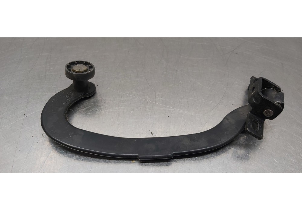 Recambio de soporte / guia puerta corredera para peugeot 1007 sport referencia OEM IAM 9033Q1  