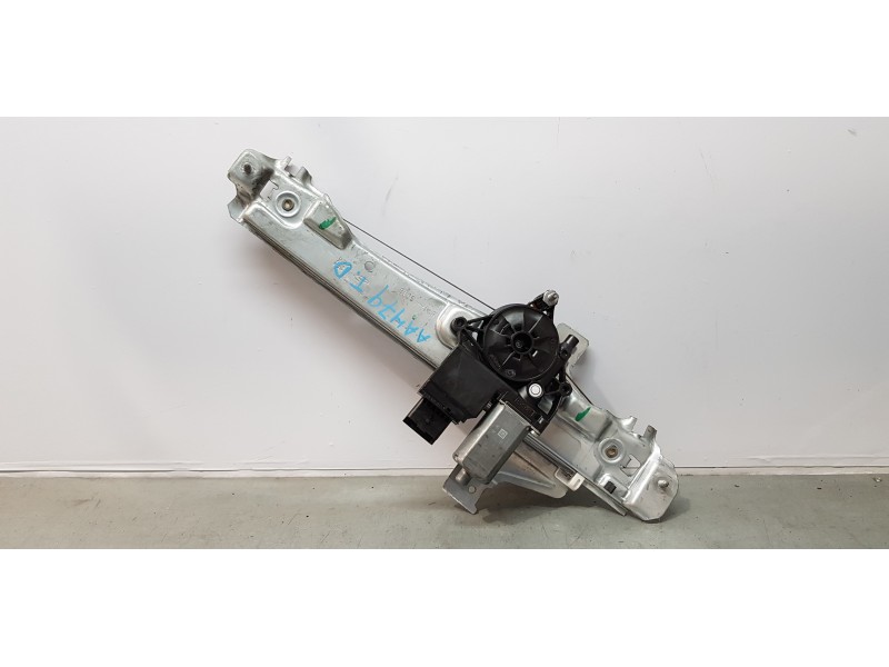 Recambio de elevalunas trasero derecho para citroen c3 feel referencia OEM IAM 9813093580   Recambio de elevalunas trasero derecho para citroen c3 feel referencia OEM IAM 9813093580