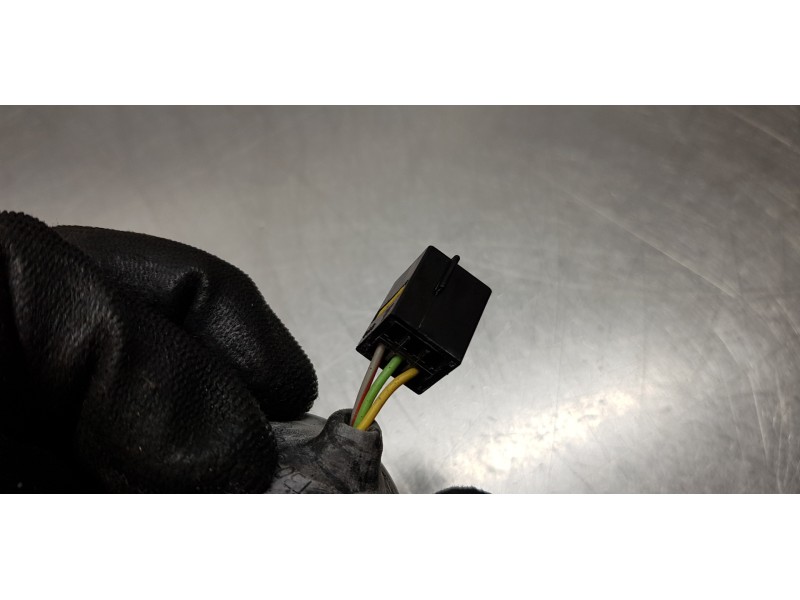 Recambio de retrovisor izquierdo para opel corsa d cosmo referencia OEM IAM 13187615  