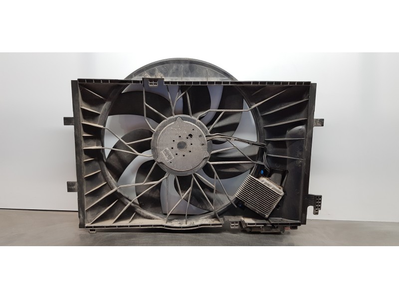 Recambio de electroventilador para mercedes clase c (w203) berlina 180 compressor (203.046) referencia OEM IAM A2035000293   Recambio de electroventilador para mercedes clase c (w203) berlina 180 compressor (203.046) referencia OEM IAM A2035000293