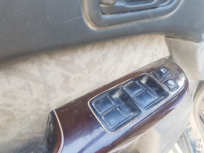 nissan patrol gr (y61) del año 2002