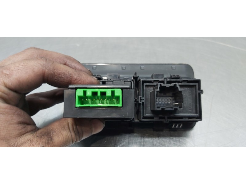 Recambio de interruptor para land rover discovery sport pure referencia OEM IAM LR088271 GK7211654DB 