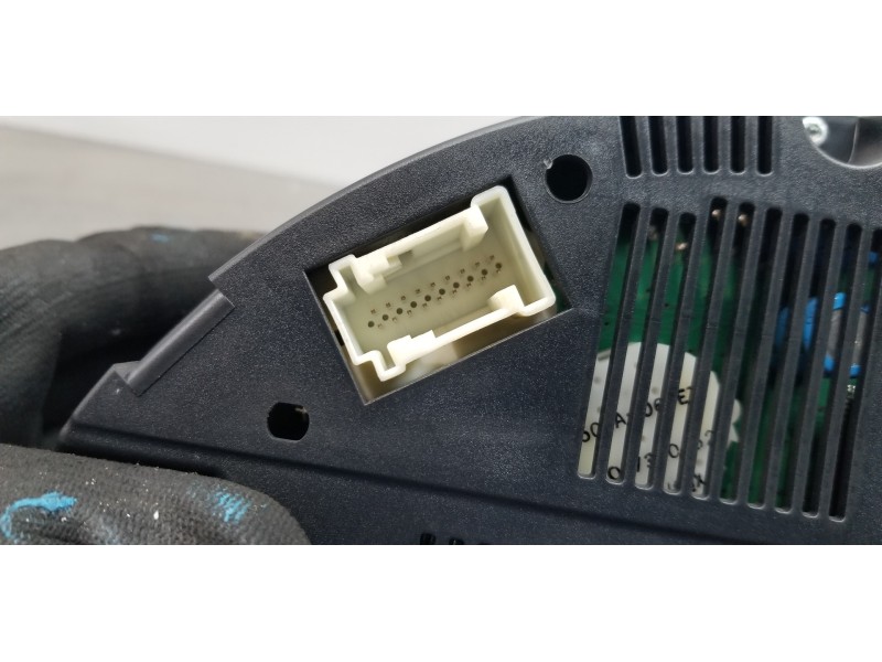 Recambio de cuadro instrumentos para mercedes clase b (w245) 180 cdi (245.207) referencia OEM IAM A1695408847 0263643188 A169540