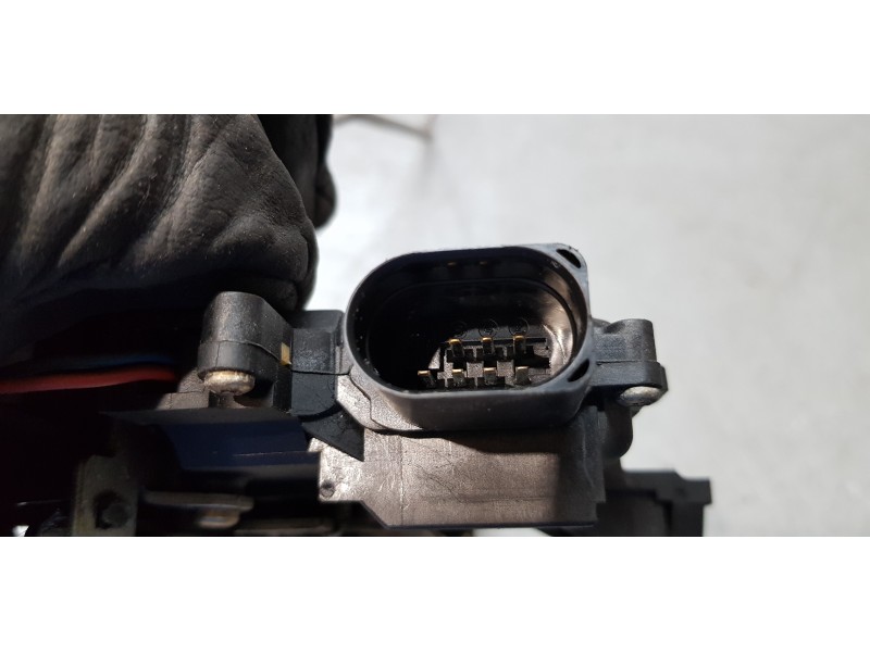 Recambio de cerradura puerta delantera derecha para audi a4 berlina (8e) 2.0 fsi referencia OEM IAM 8E1837016C  