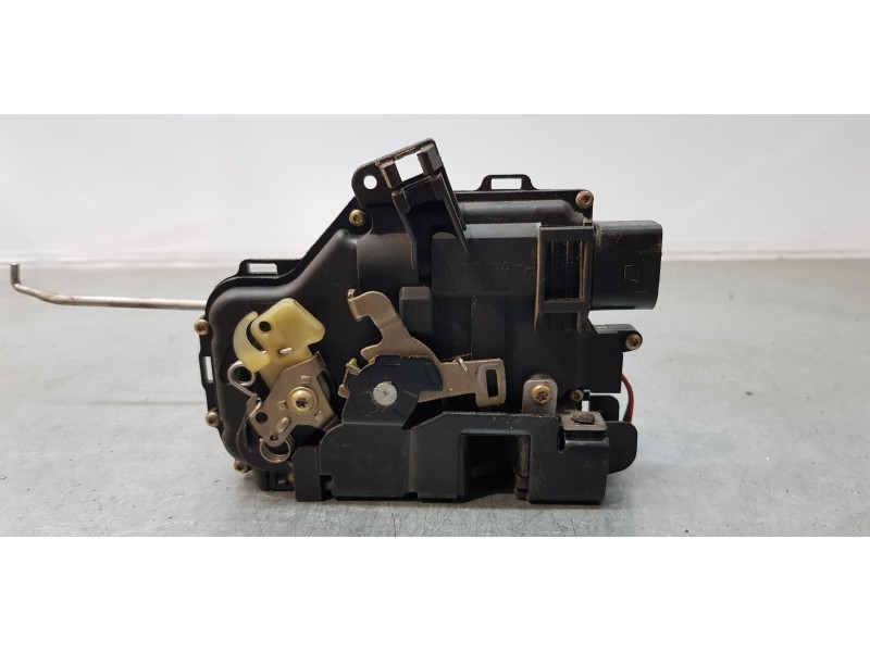 Recambio de cerradura puerta delantera izquierda para audi a4 berlina (8e) 2.0 fsi referencia OEM IAM 4B1837015G   Recambio de cerradura puerta delantera izquierda para audi a4 berlina (8e) 2.0 fsi referencia OEM IAM 4B1837015G