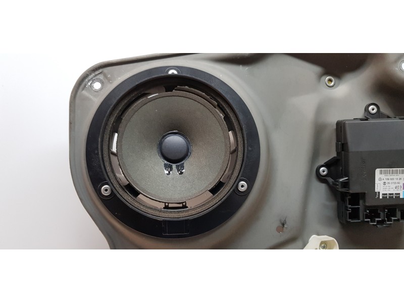 Recambio de elevalunas trasero izquierdo para mercedes clase a (w169) a 170 (169.032) referencia OEM IAM A1697301379  