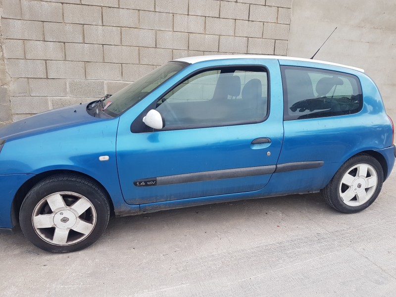 renault clio ii fase ii (b/cb0) del año 2001