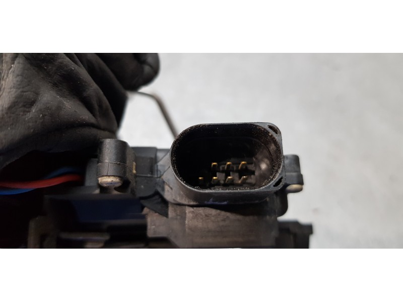 Recambio de cerradura puerta trasera derecha para audi a4 berlina (8e) 2.0 fsi referencia OEM IAM 8E0839016C   Recambio de cerradura puerta trasera derecha para audi a4 berlina (8e) 2.0 fsi referencia OEM IAM 8E0839016C