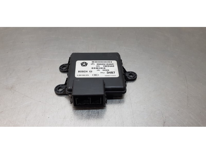 Recambio de modulo electronico para chrysler grand voyager limited referencia OEM IAM P05026153AC  