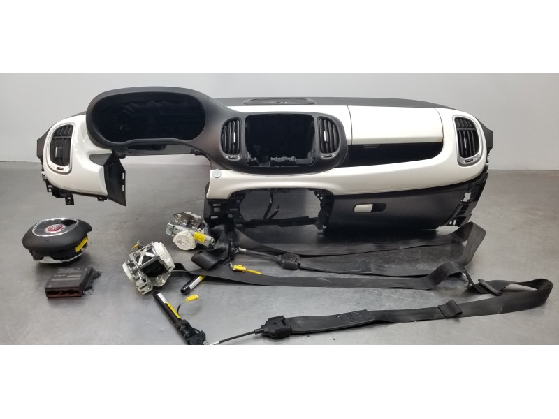 Recambio de kit airbag para fiat 500 l (330) basic referencia OEM IAM 735607023 735612116 51981690 Recambio de kit airbag para fiat 500 l (330) basic referencia OEM IAM 735607023 735612116 51981690