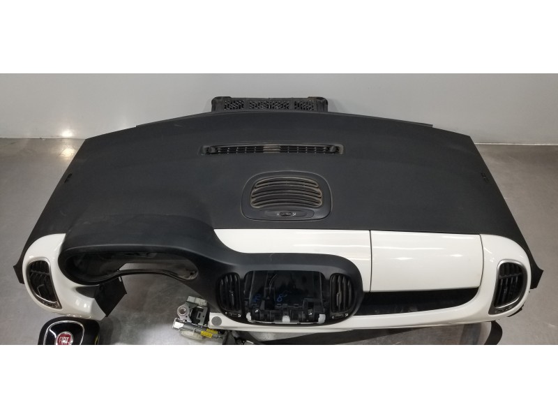 Recambio de kit airbag para fiat 500 l (330) basic referencia OEM IAM 735607023 735612116 51981690 Recambio de kit airbag para fiat 500 l (330) basic referencia OEM IAM 735607023 735612116 51981690