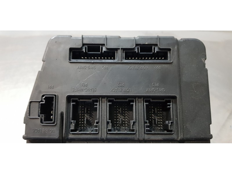 Recambio de caja reles / fusibles para renault scenic ii grand exception referencia OEM IAM 8200351184   Recambio de caja reles / fusibles para renault scenic ii grand exception referencia OEM IAM 8200351184