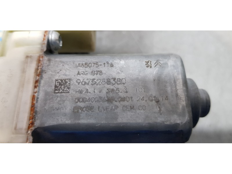 Recambio de elevalunas trasero izquierdo para citroen c4 grand picasso attraction referencia OEM IAM 9675288380   Recambio de elevalunas trasero izquierdo para citroen c4 grand picasso attraction referencia OEM IAM 9675288380