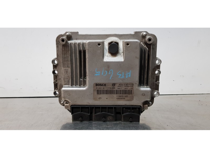 Recambio de centralita motor uce para renault scenic ii grand confort dynamique referencia OEM IAM 8200391966  