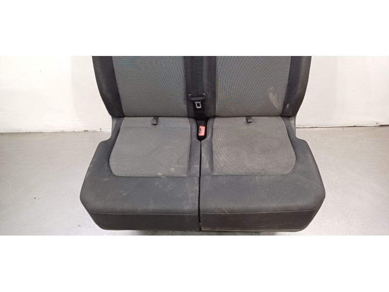 Recambio de asiento delantero derecho para volkswagen crafter kasten (sy) furgón 35 bl ta fwd referencia OEM IAM 2N1881106H  